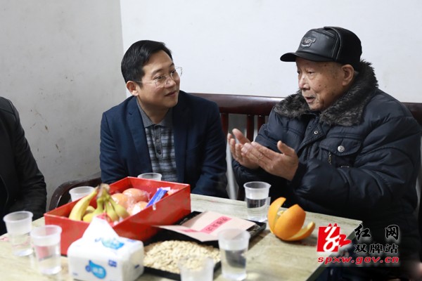 双牌：张跃斌走访慰问困难群众、困难企业和劳动模范