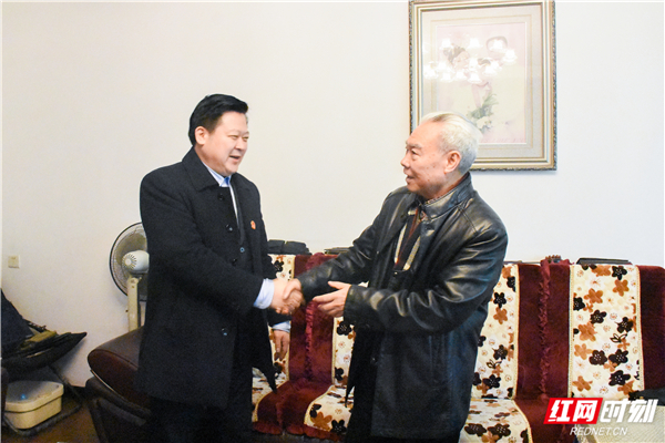 郴州:新春佳节即将来临 两位市长见面聊了啥