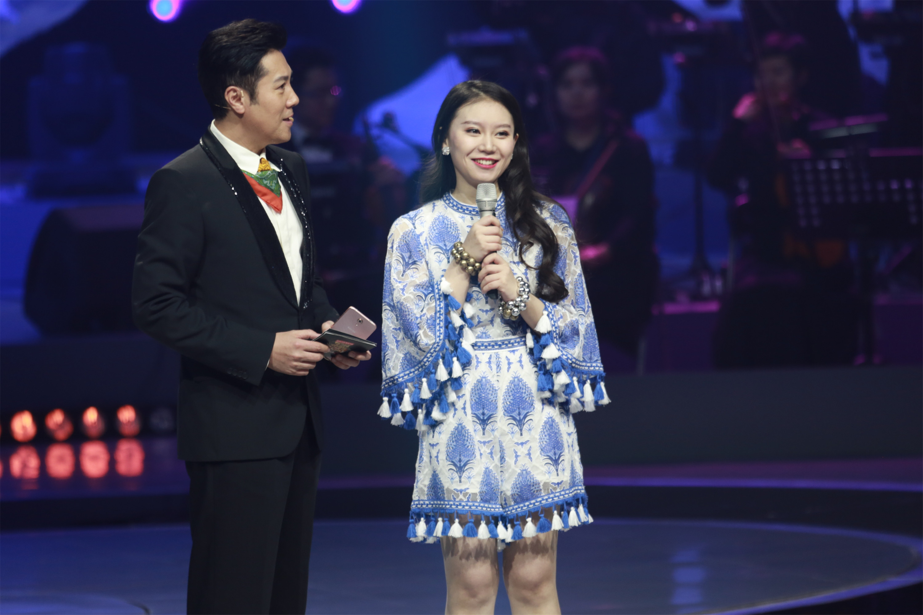 耳畔中国打造最时尚中国风发掘民歌偶像让名家也拜服