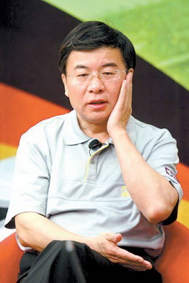 央视主持人韩乔生:得知罗京去世消息热泪盈眶