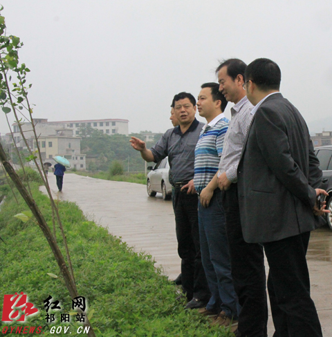 祁阳县县长苏小康深入部分乡镇督查春耕生产