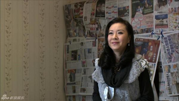 [视频]55岁"95版黄蓉"魏秋桦迷倒36岁阔少