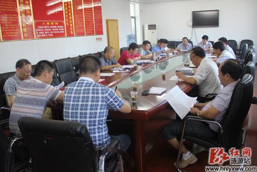 涟源市人大常委会主任梅国华到经信局调研