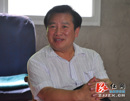 张家界市副市长杜芳禄深入桑植县调研