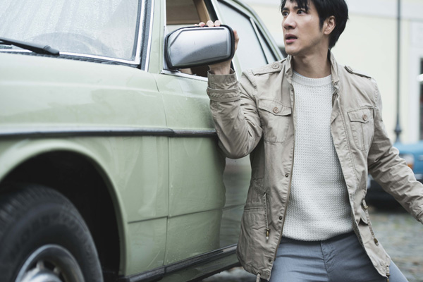 王力宏《你的爱》mv首播 欧洲取景场面浩大