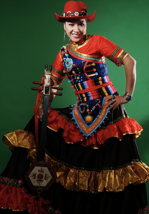 "金牌歌唱家"石家庄唱响中国梦 精彩无限