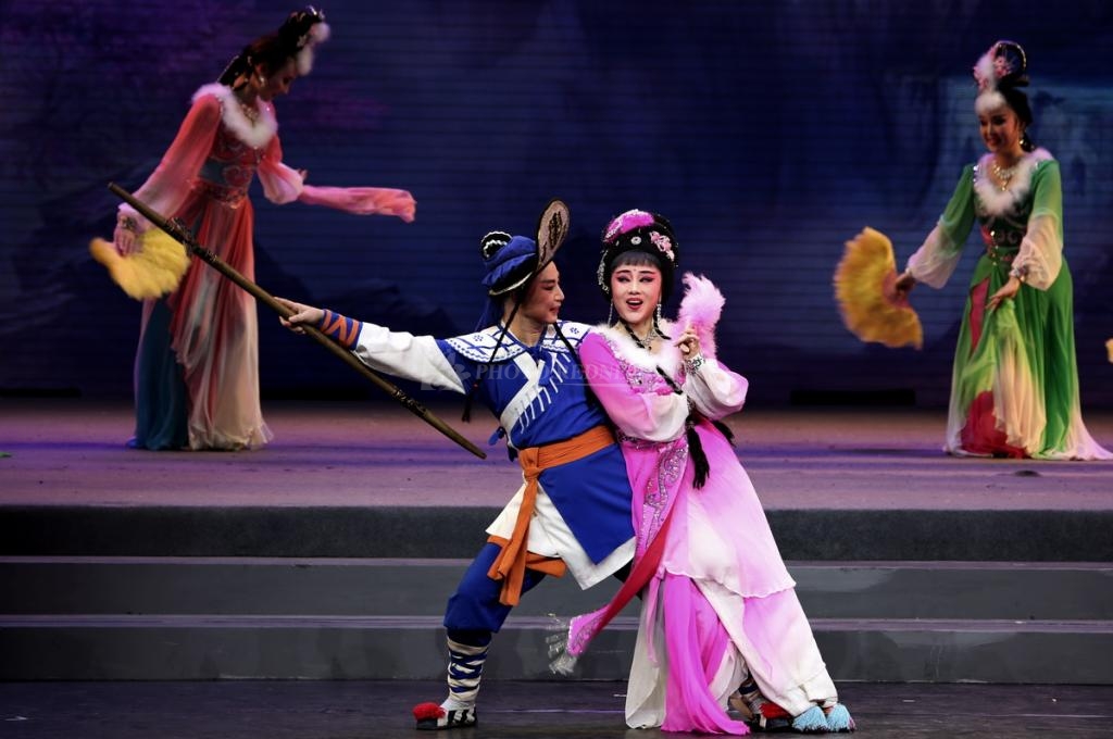 hunan huagu opera—— our memory