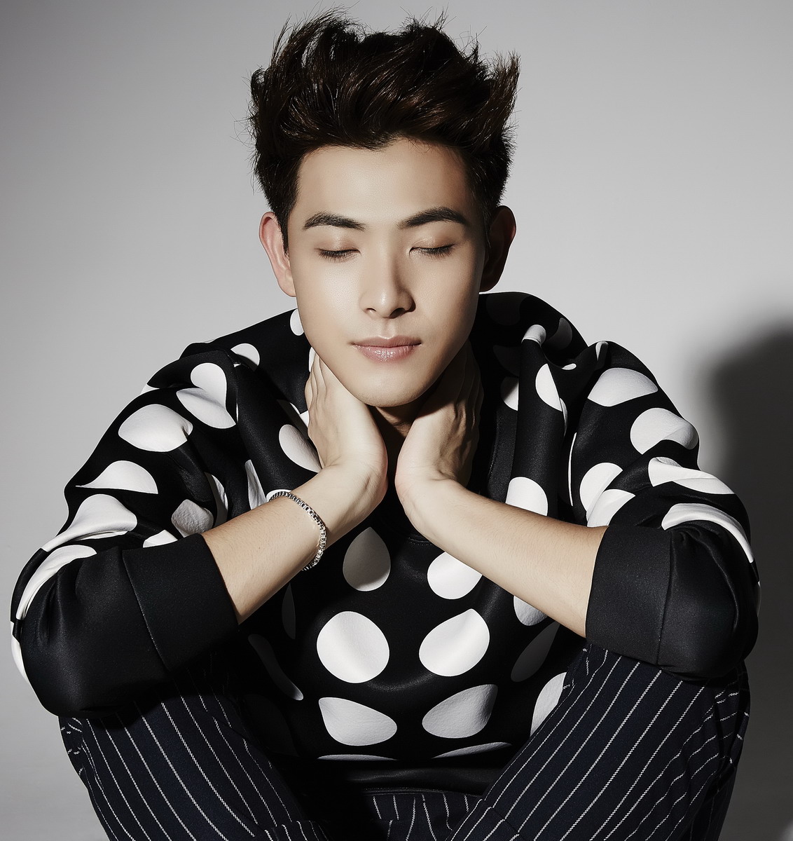 人气天团spexial团员晨翔曝光最新写真大片