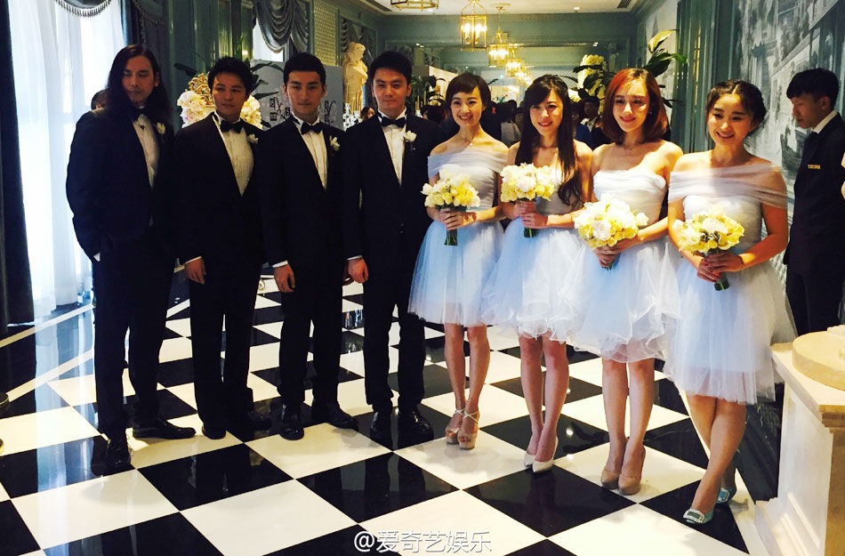 益阳妹子陶昕然婚礼现场与老公拥吻 孙俪送祝福