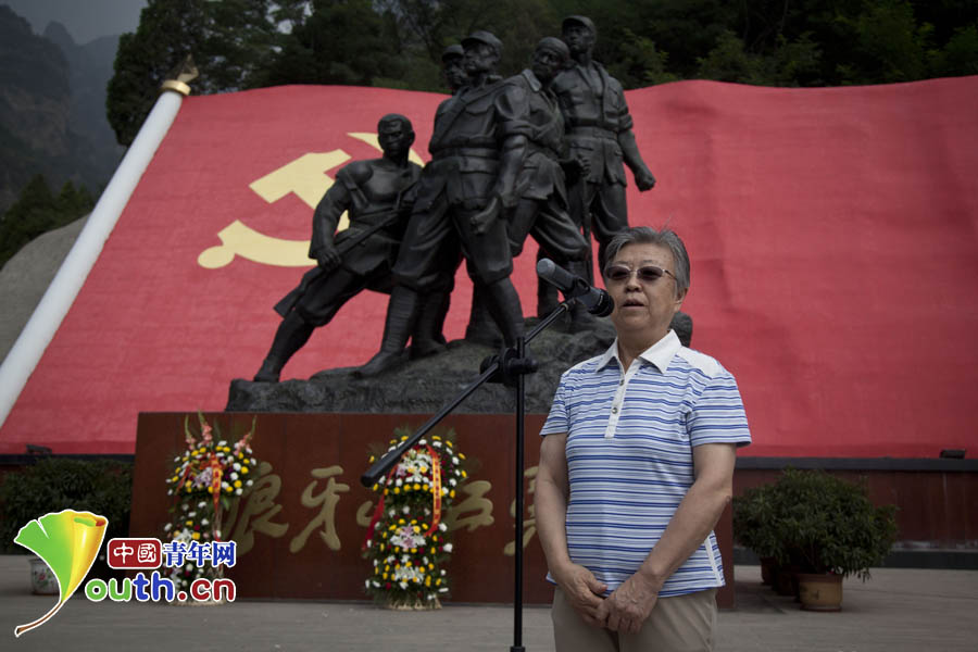 耿飚胡乔木肖劲光等革命后代"七一"前赴狼牙山祭五壮士