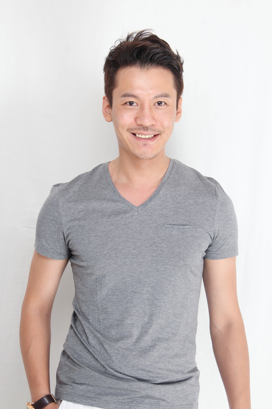 王东王东剧照王东饰演沈东军近日,在全国掀起收视狂潮