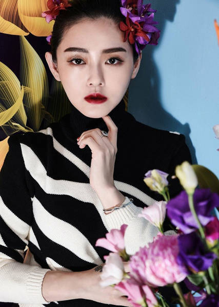 大小s合体写真变复古姐妹花