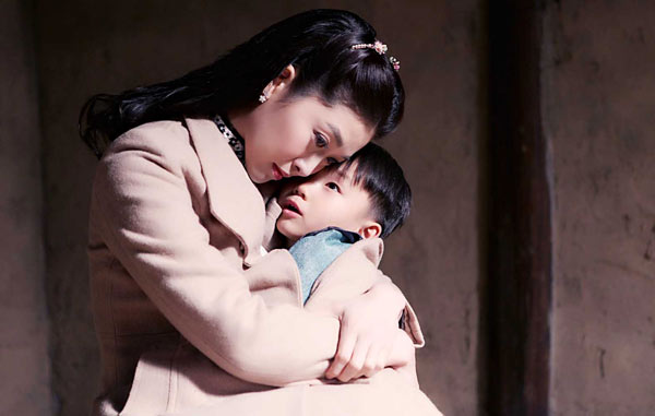 卧底收视飘红周丽淇化身最美护士