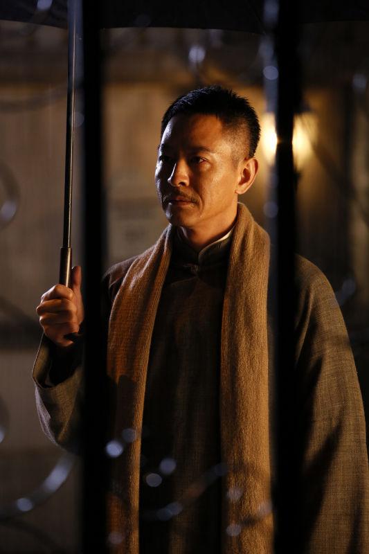 圈有不少亲兄弟,姜文姜武,胡东胡兵,英达英壮.