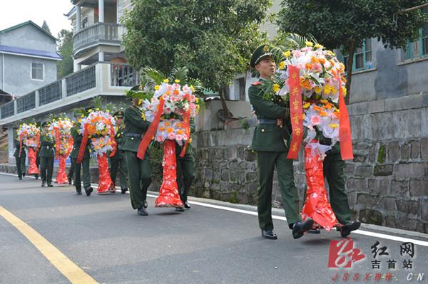 吉首烈士公园24烈士图片