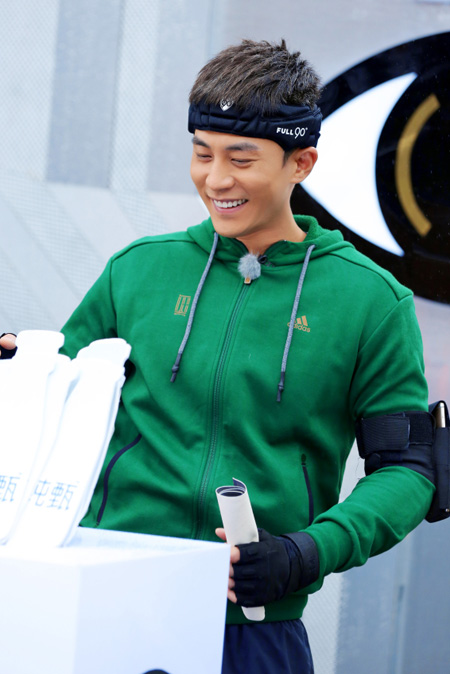 《全员加速中》杜淳成rmb玩家 一元钱土豪玩众筹_综艺要闻_娱乐频道