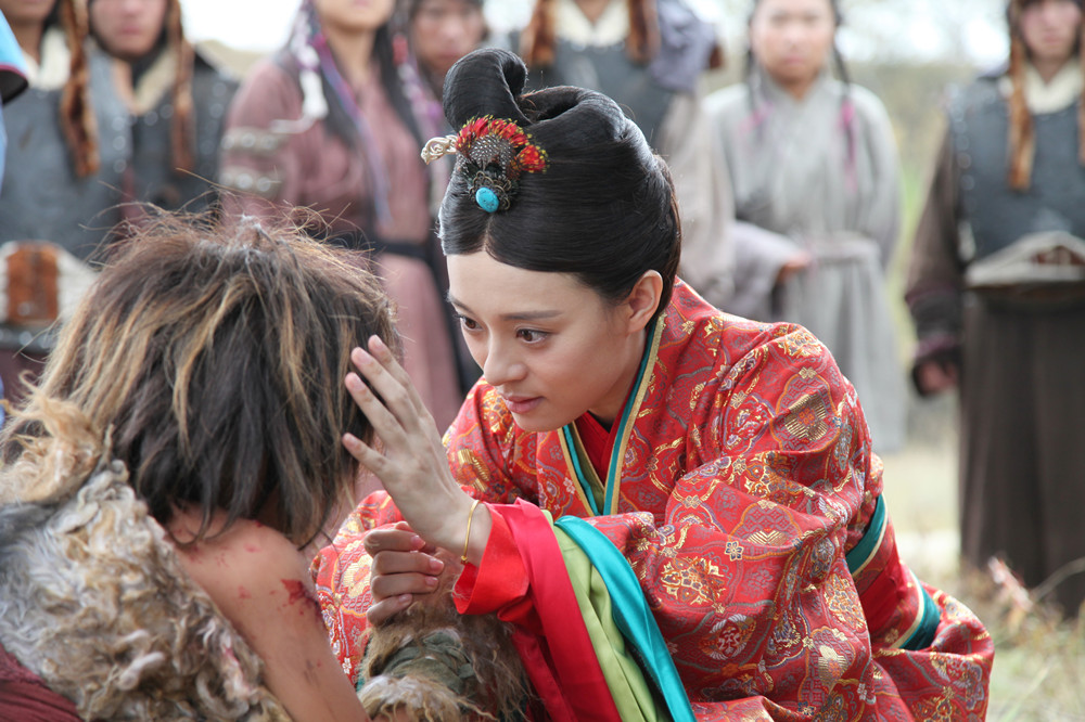 芈月从义渠人手中解救男娃