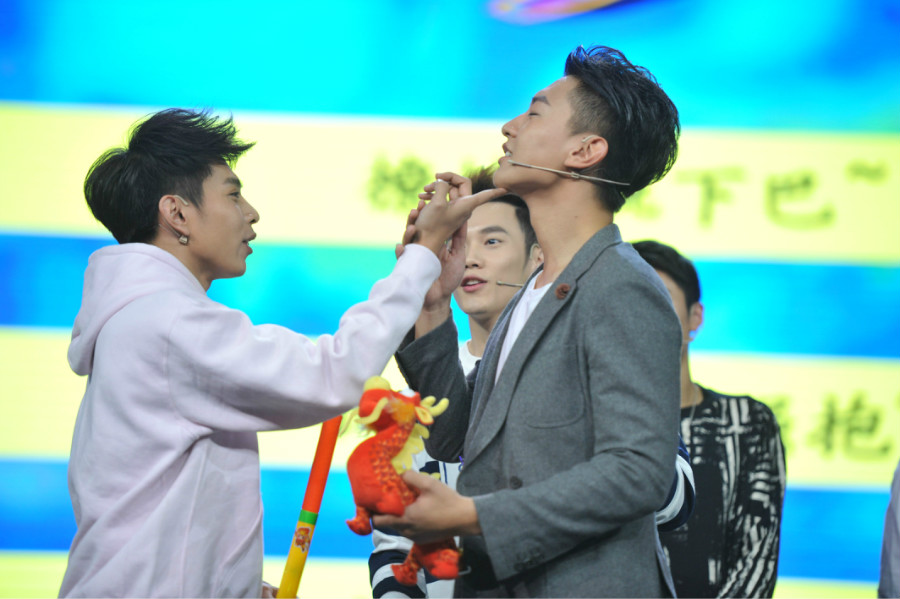 快男兄弟白举纲左立 《大牌对王牌》后台花式互黑