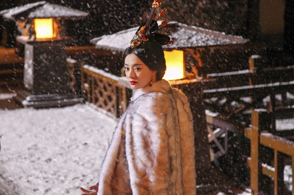 近日,由孙俪重新演绎的古装巨制《芈月传》主题曲《西风》正式曝光