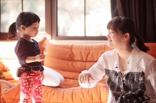 《妈妈是超人》梅婷和快快