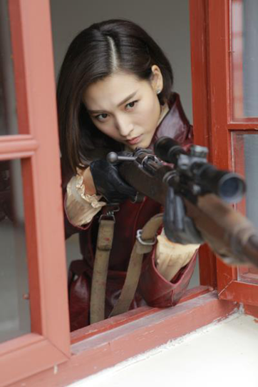 宁丹琳主演我的爱情撞上了战争迎事业巅峰