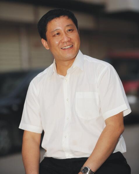 中国书法才俊闫振