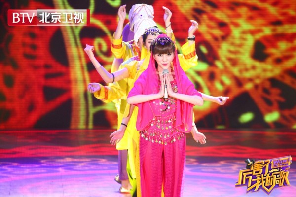 贝贝化身"印度舞娘"北京卫视《厉害了!